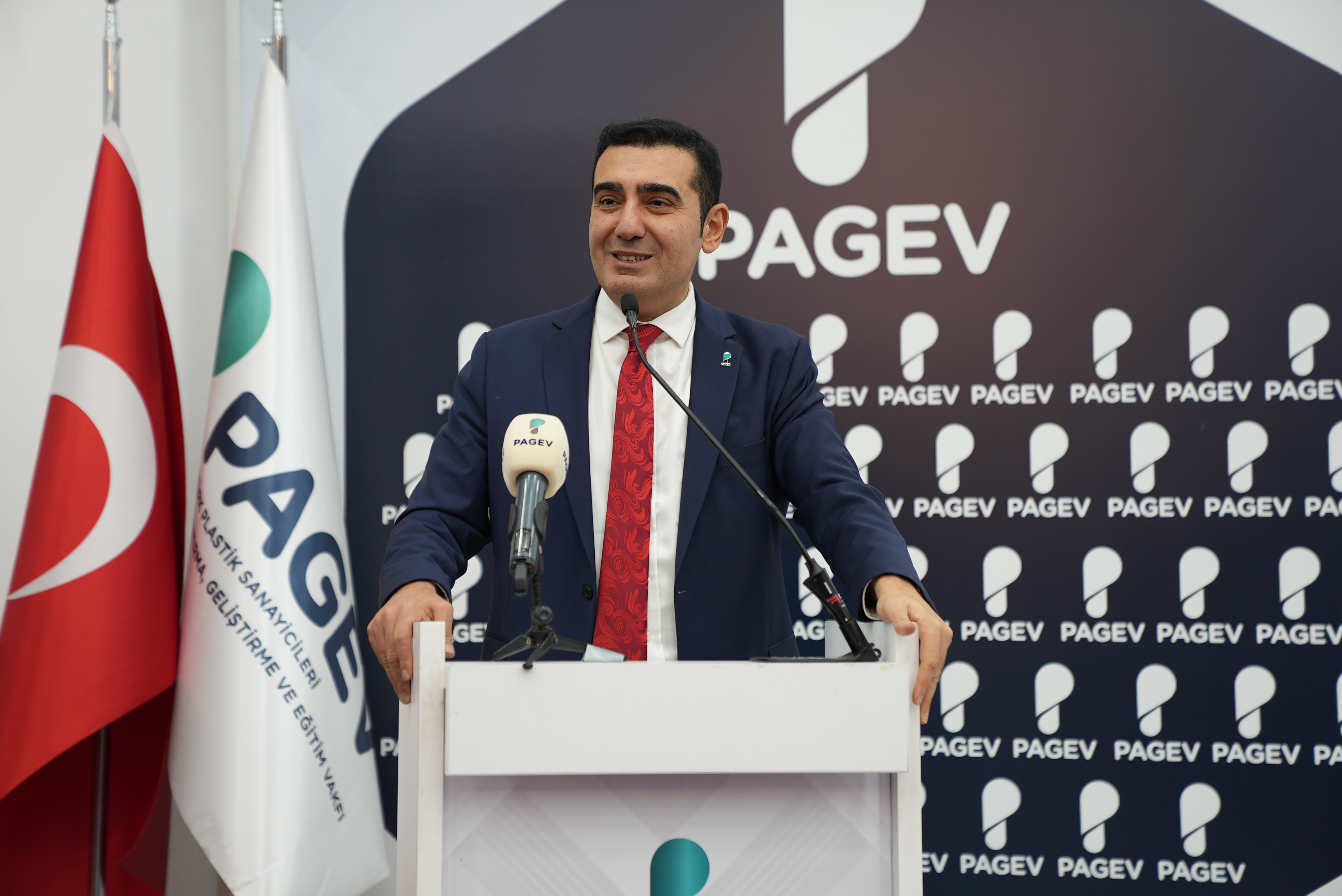 PAGEV Genel Kurulu Başkanlığına Yeniden Yavuz Eroğlu Seçildi!